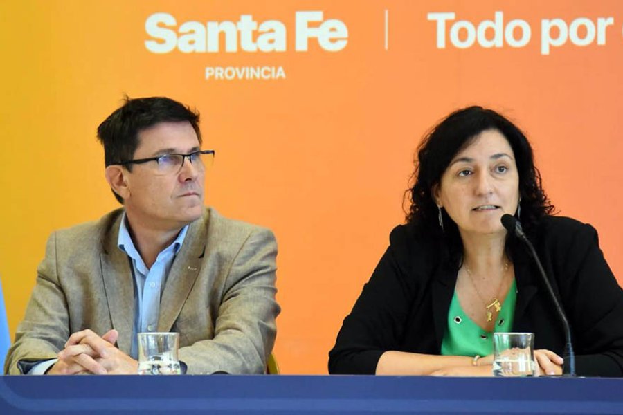 Goity y Piedrabuena funcionarios de Educación