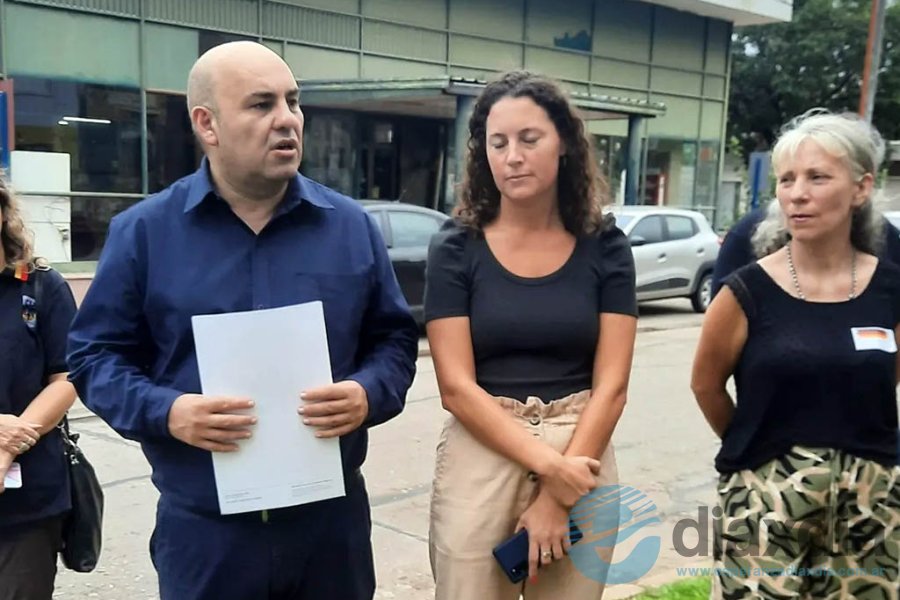 Las autoridades presentes en el acto