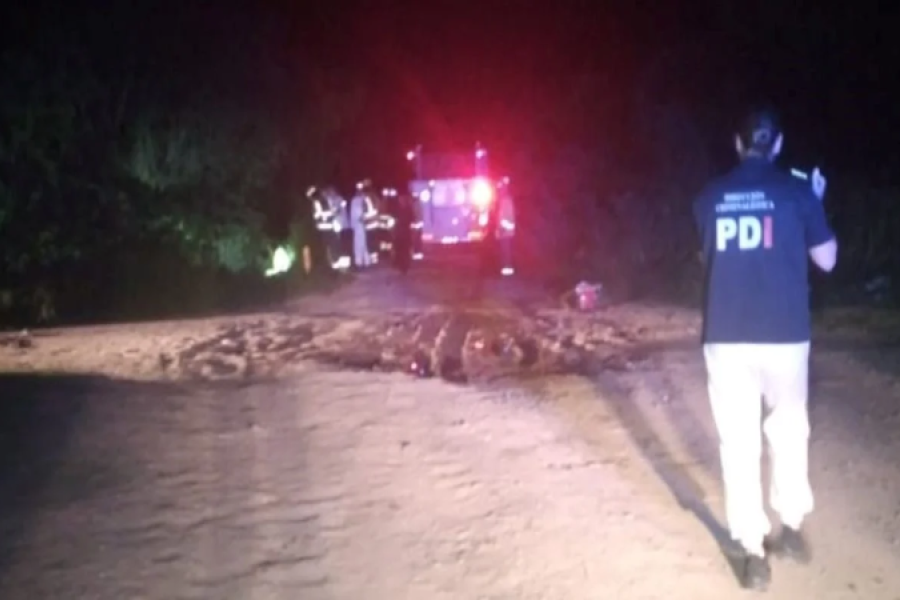 Personal de la PDI trabaja en el lugar.