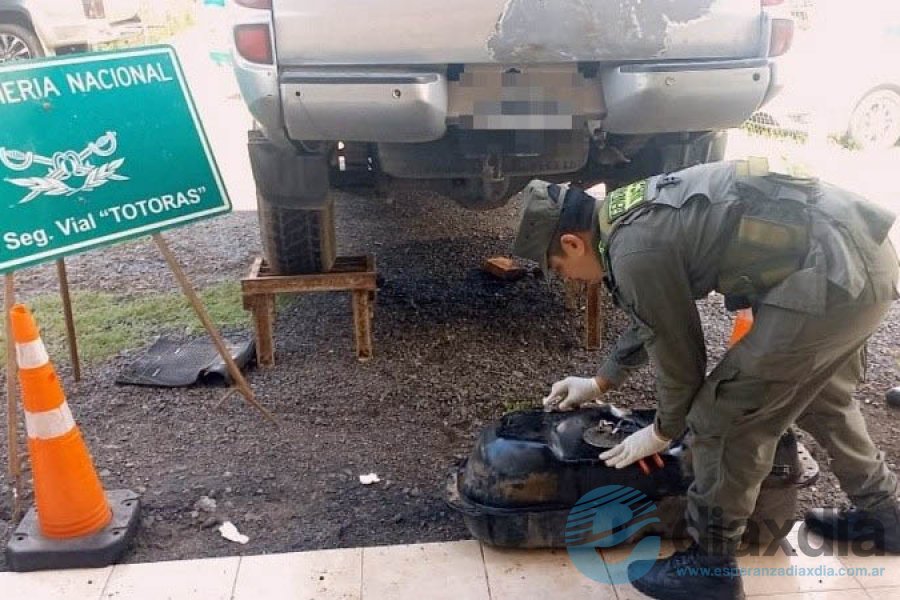 La droga fue encontrada en el tanque