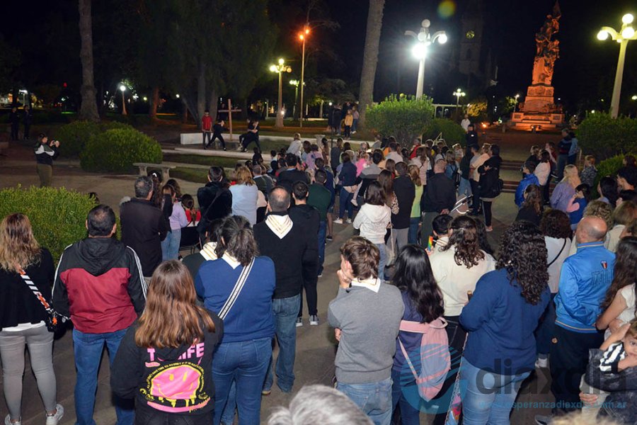 Jóvenes y sus mensajes a la comunidad