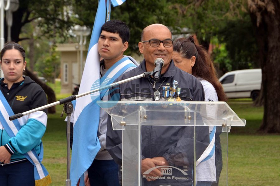 Roberto Brito excombatiente en su mensaje en el acto