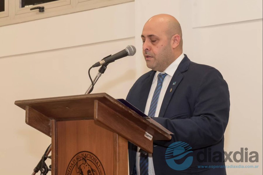 Sergio Parra, decano de Ciencias Veterinarias - RRSS FCV.