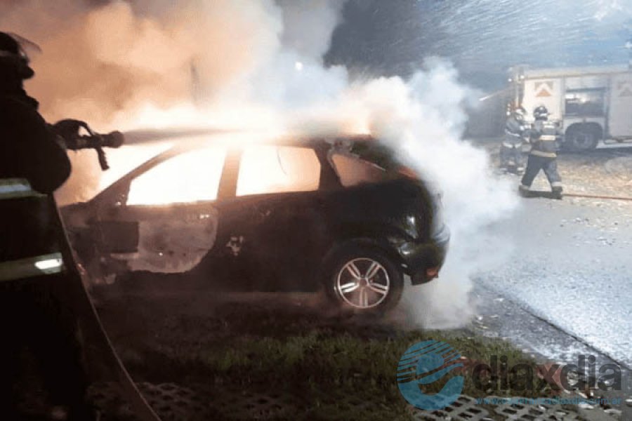 Nuevas amenazas con incendios de autos