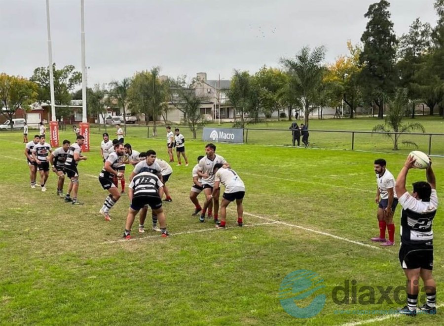 Juego en el polideportivo - RRSS Alma Juniors