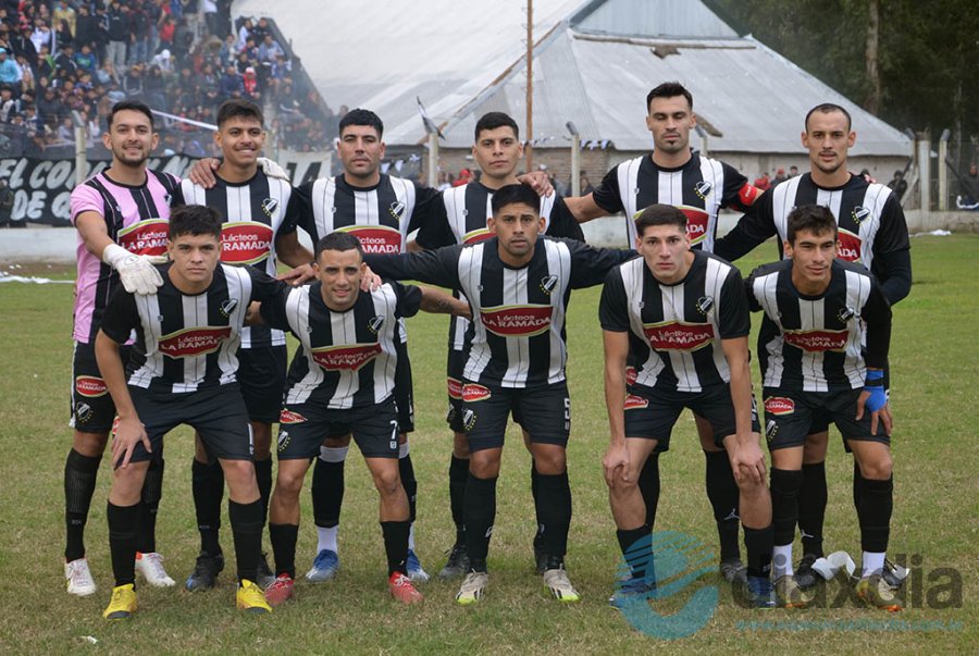 El equipo titular de Sportivo del Norte - Foto Esperanza Día x Día
