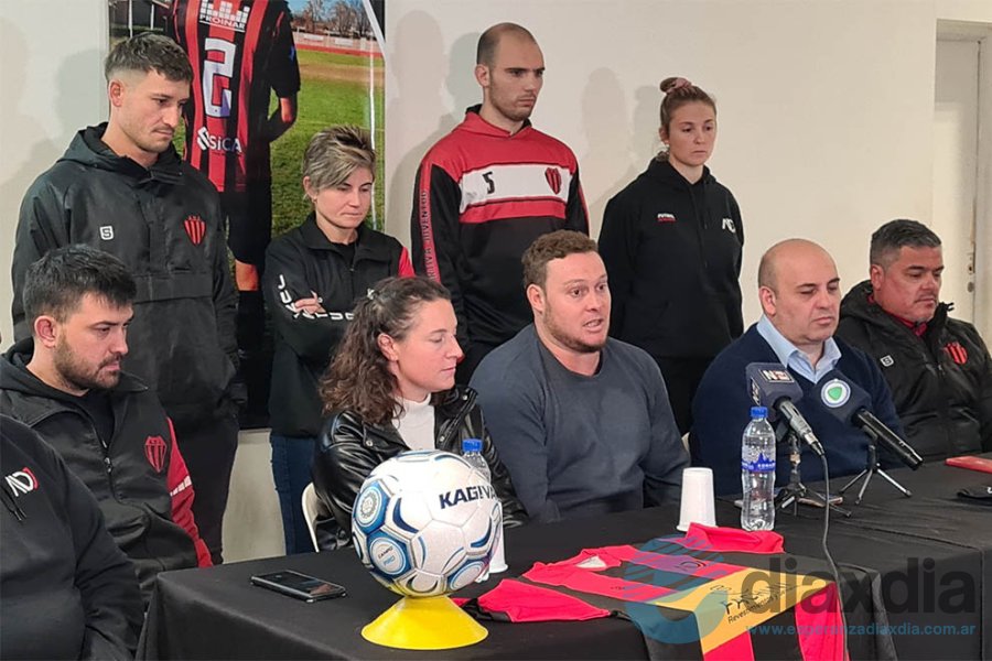 Instante de la conferencia de prensa