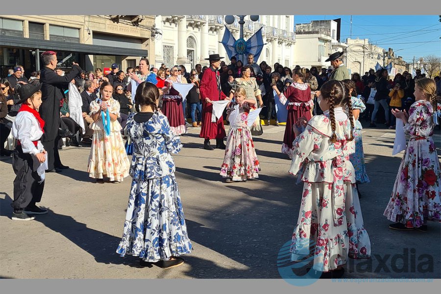 Desfile en Plaza San Martín