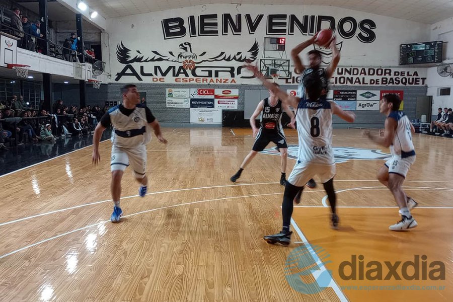 Almagro - Gimnasia y Esgrima en el Nido