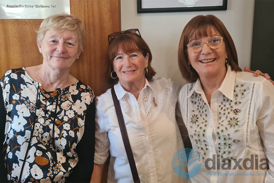 María Rosa, Sonia y Beatriz Zenklusen