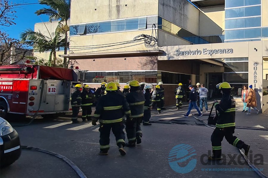 Simulacro de incendio en Sanatorio Esperanza