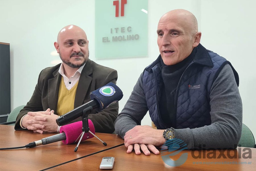 Figueroa y Zenclussen en la rueda de prensa