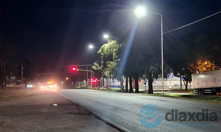 Las luces no funcionaban al Norte de Avenida Argentina - Foto Edxd