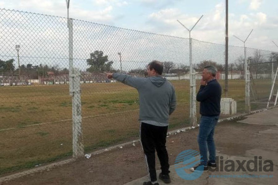 Lanzaro y Ribero en la recorrida por Mitre