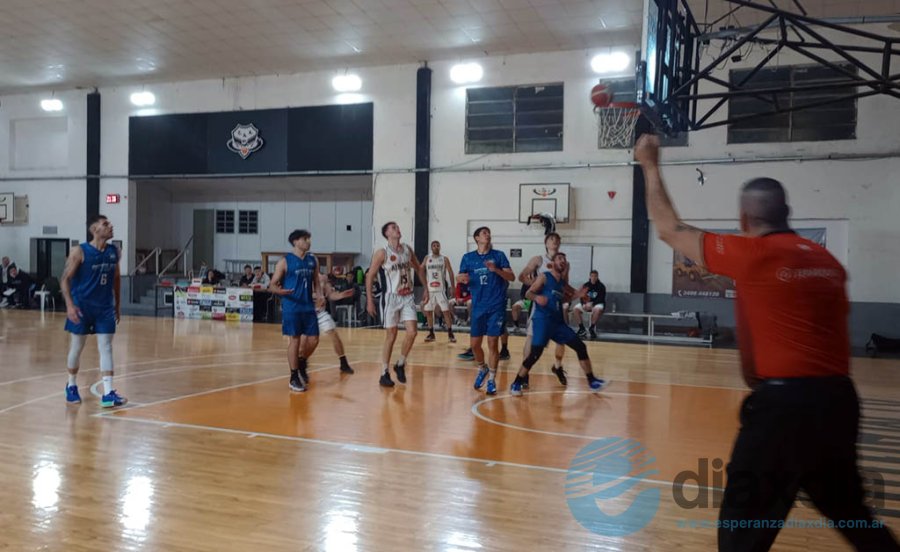 El juego de Almagro - República del Oeste / Prensa Almagro