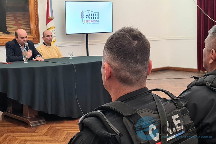 Müller y Gioria en la presentación del balance Müller y Gioria en la presentación del balance