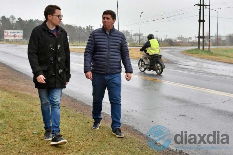 Puchi Quiroz y Ruben Pirola en el cruce de rutas Puchi Quiroz y Ruben Pirola en el cruce de rutas