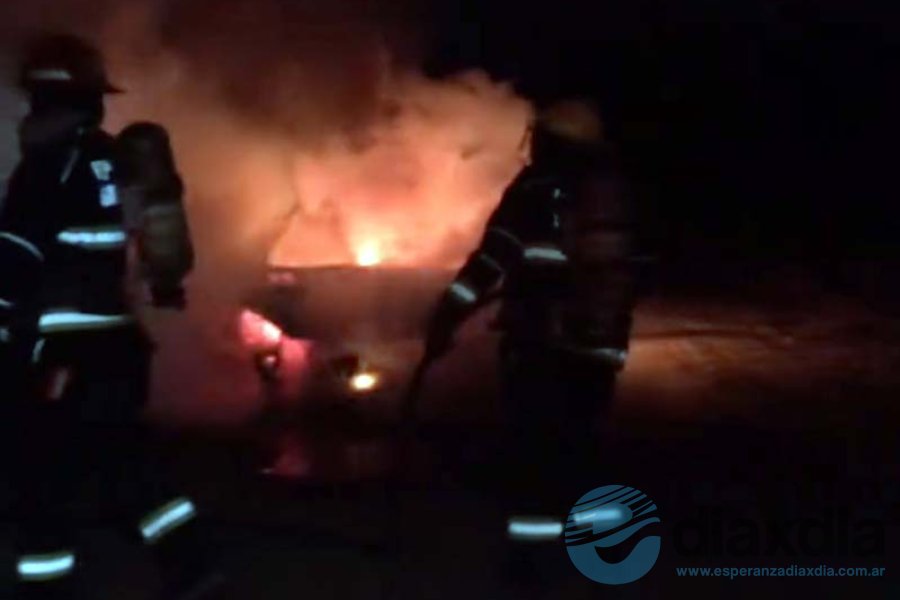 El incendio en la noche del viernes El incendio en la noche del viernes