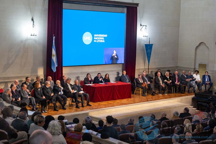 27 convencionales regresaron al Paraninfo de la UNL 30 años después - Foto Prensa UNL