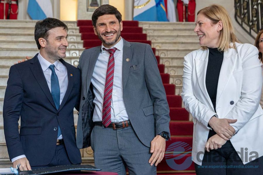 Torres, Pullaro y Scaglia en Casa de Gobierno