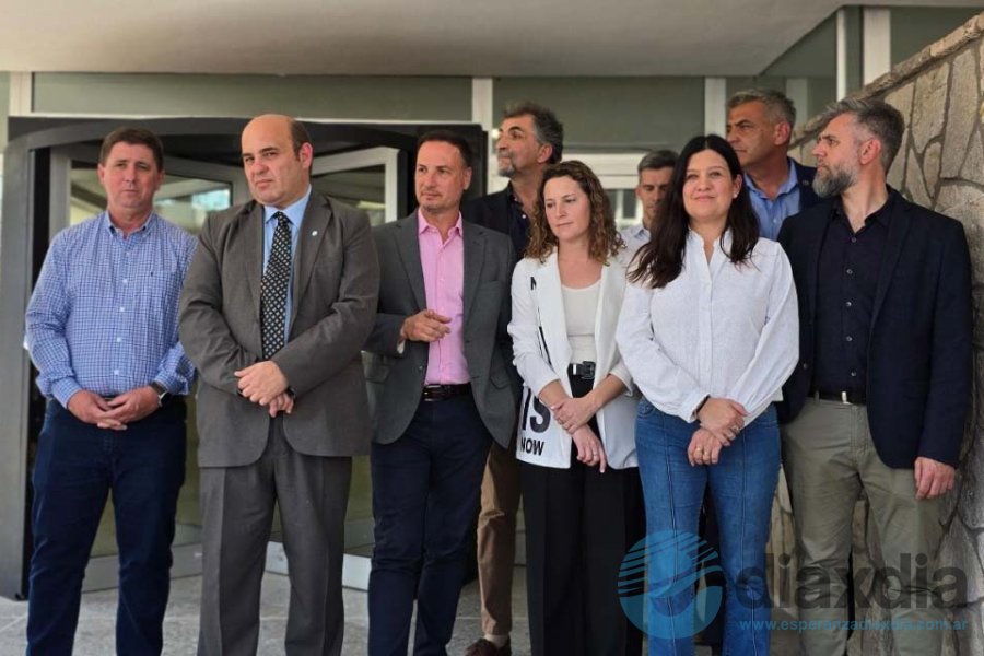 Pirola, Müller y Enrico en la inauguración Pirola, Müller y Enrico en la inauguración