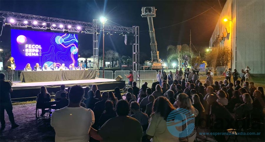 El acto de apertura realizado este viernes.