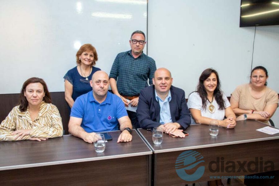 Las autoridades durante el anuncio de la semana Las autoridades durante el anuncio de la semana