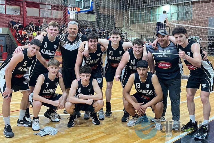 El festejo del U21 anoche en Santa Fe