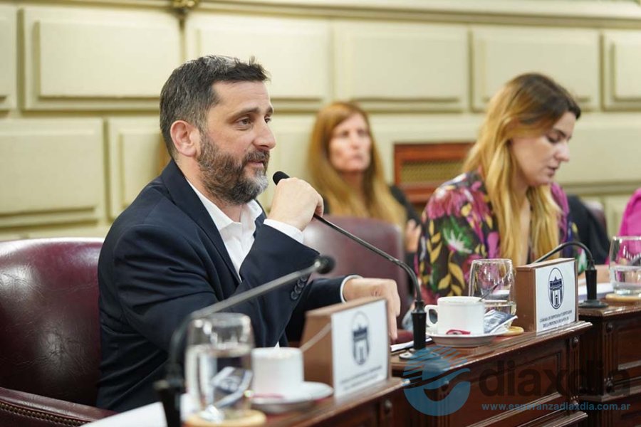 Mariano Cuvertino en su banca Mariano Cuvertino en su banca