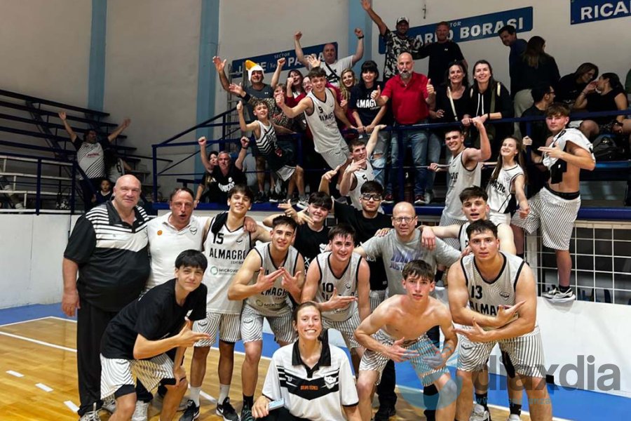 Celebran jugadores, cuerpo técnico y familiares
