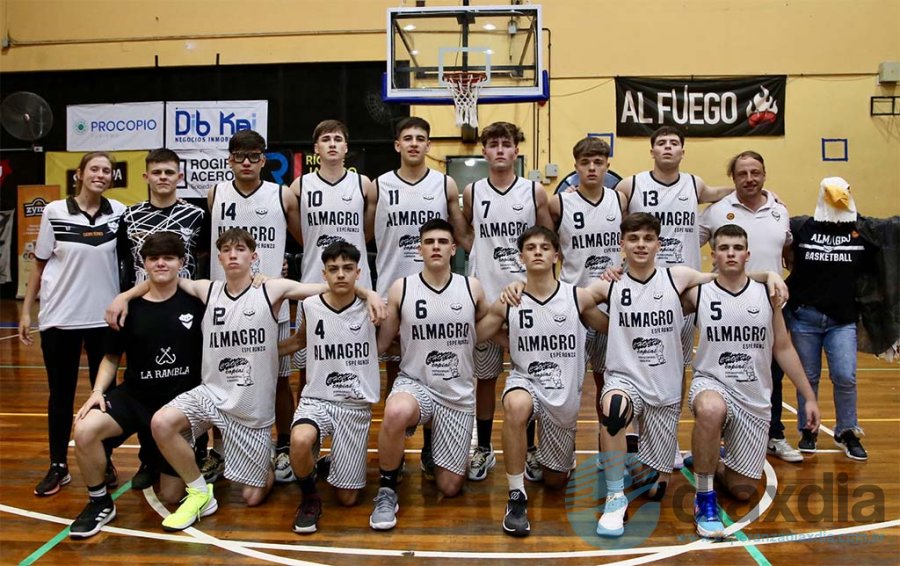 El equipo de Almagro U17 en la final  / Foto CABB