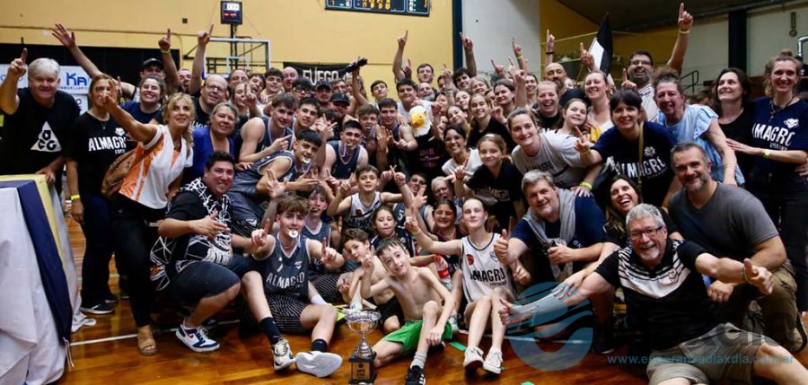 La familia de Almagro en el festejo inolvidable // Foto Prensa Almagro