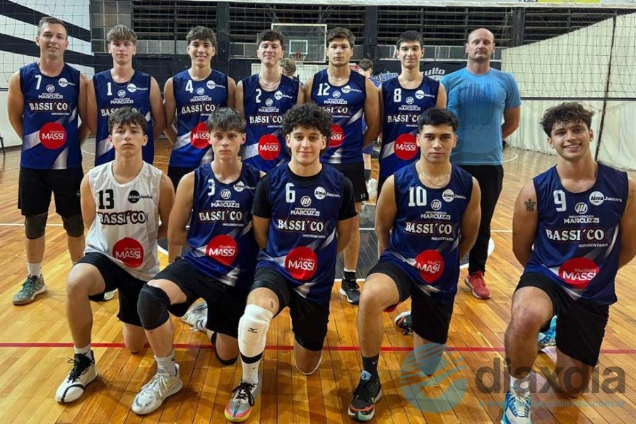 El equipo de vóley de primera de Alma Juniors