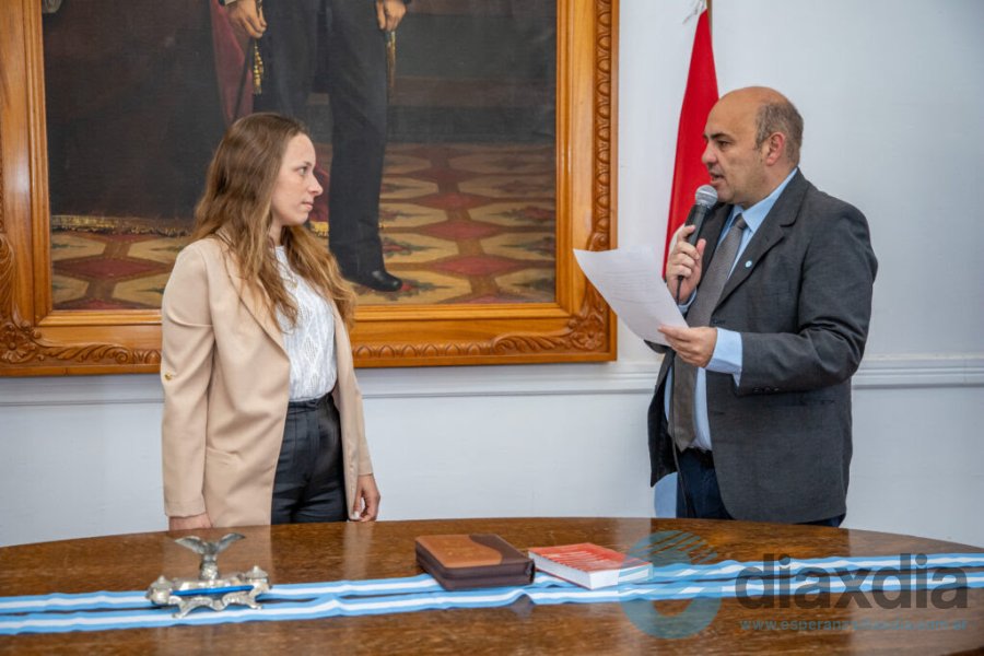La jura de Micaela Nagel - Prensa Municipalidad de Esperanza