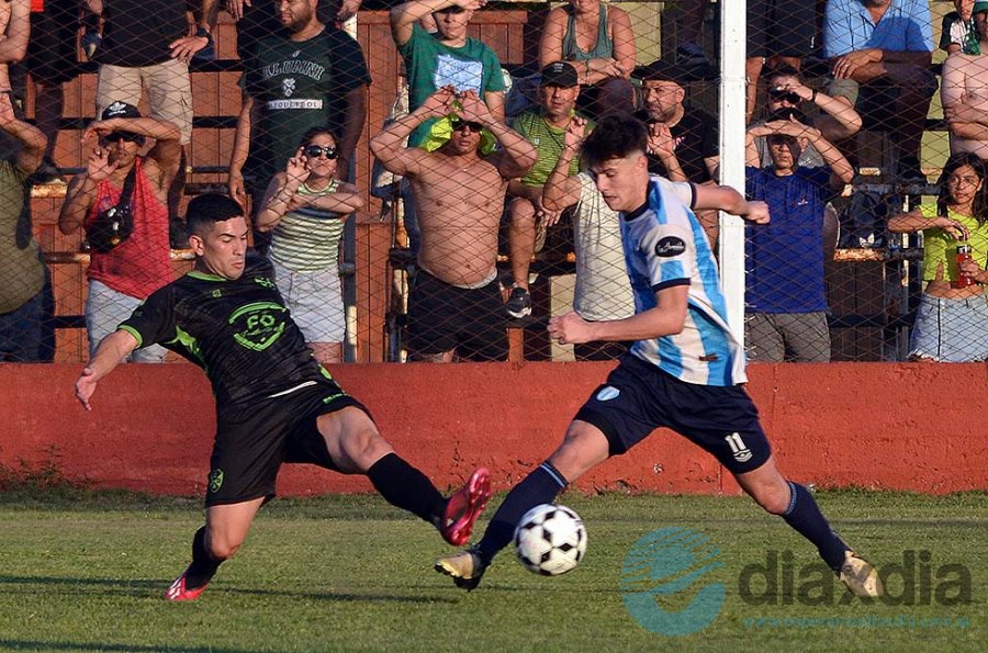 Alumni LP - Argentino de San Carlos // Foto Esperanza Día x Día