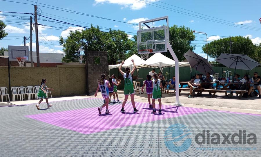 Estrenaron el nuevo piso de la cancha exterior - Prensa Almagro