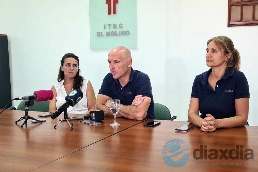 Haye, Zenclussen y Cardozo con la prensa
