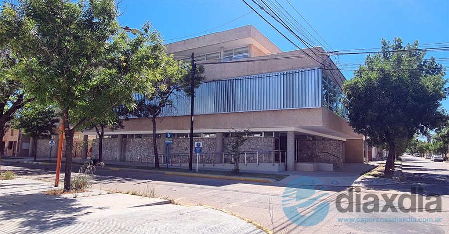 El edificio sigue sin ser utilizado, varios meses después de ser inaugurado