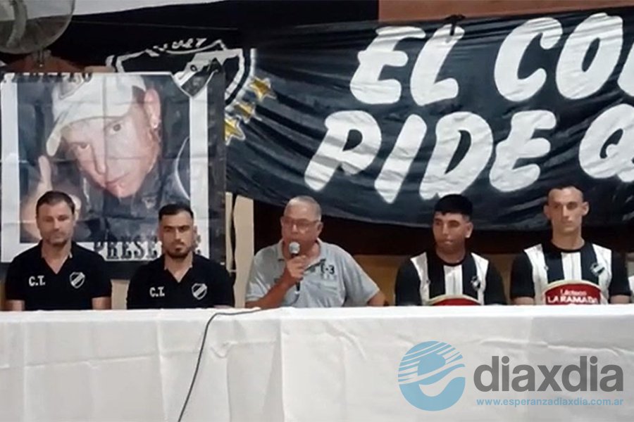 Presentación de técnicos y jugadores Presentación de técnicos y jugadores