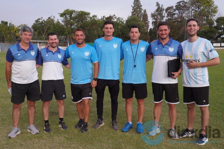 El cuerpo técnico que encabeza Perussini