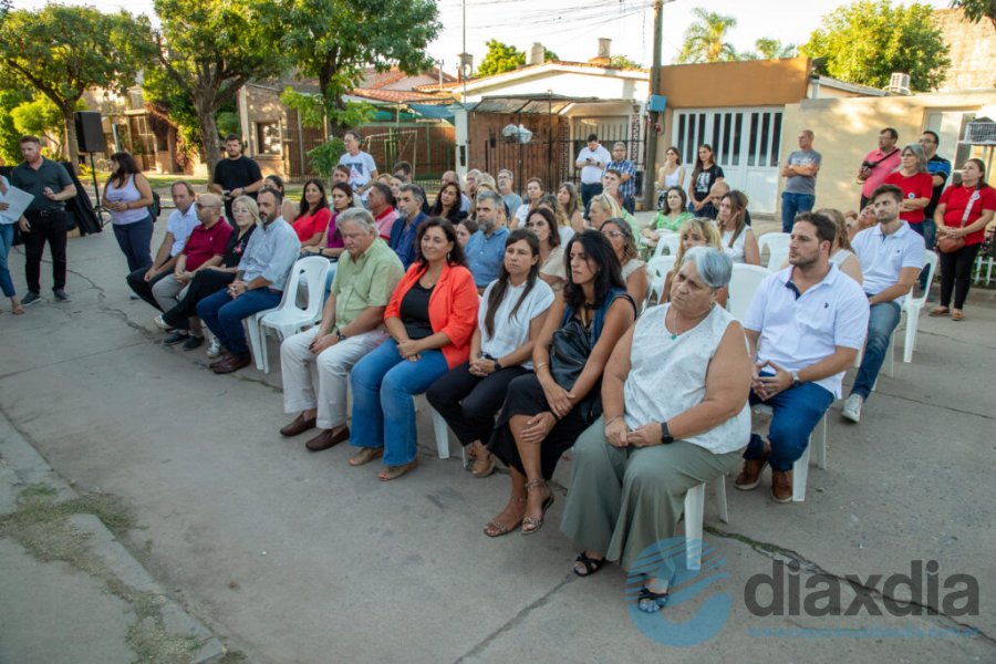 Las autoridades presentes en el acto - Foto Prensa Municipalidad