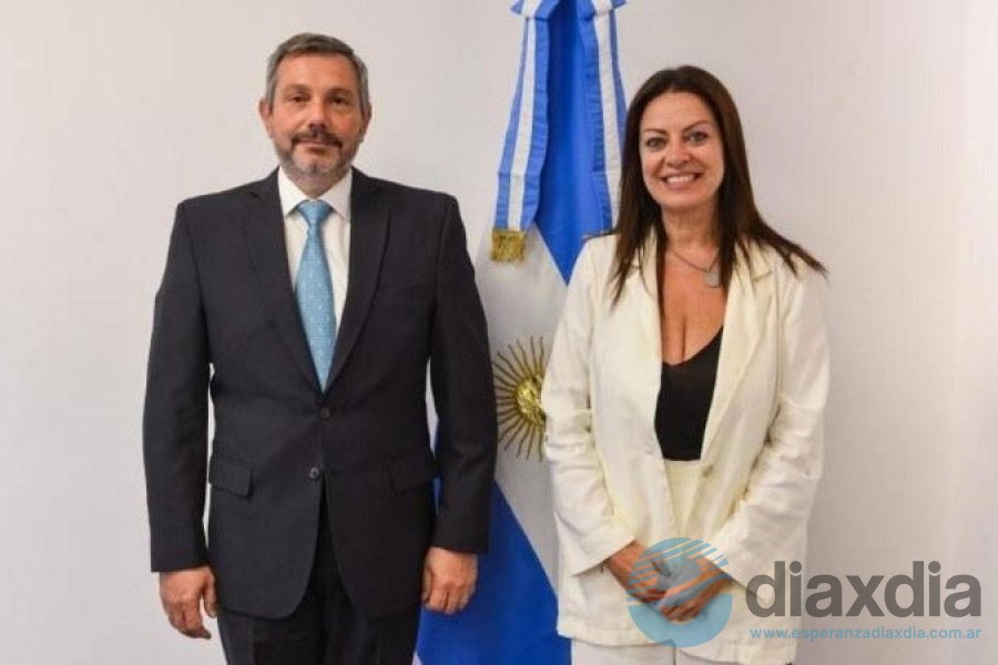 De Los Heros y la ministra Petovello De Los Heros y la ministra Petovello