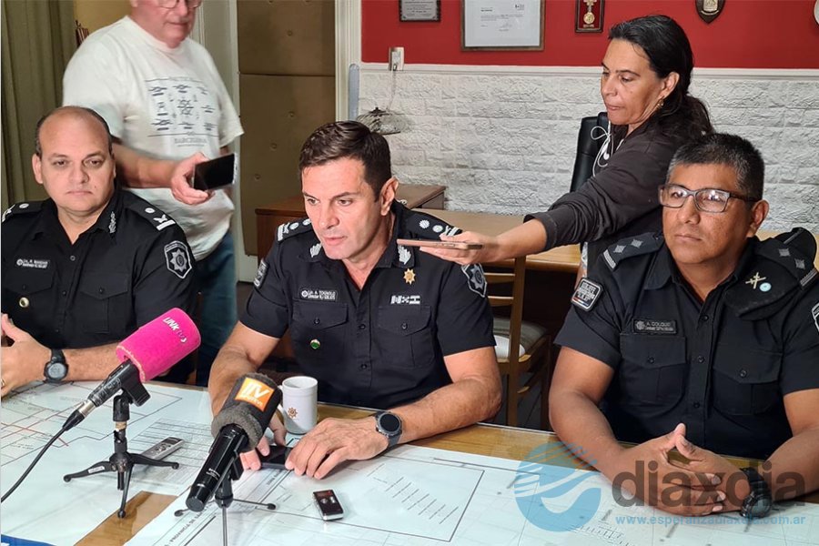 Mandar, Tognolo y Coque en la rueda de prensa