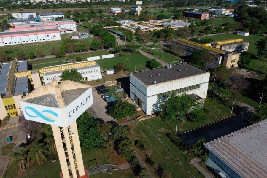 El Parque Tecnológico Litoral Central, ubicado al margen de la Ruta 168 y a orillas de la Setúbal.
