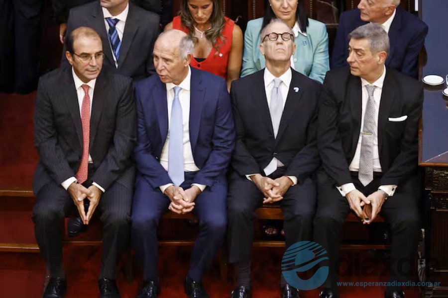 Los integrantes de la Corte Suprema de Justicia en el Congreso de la Nación - Foto La Nación