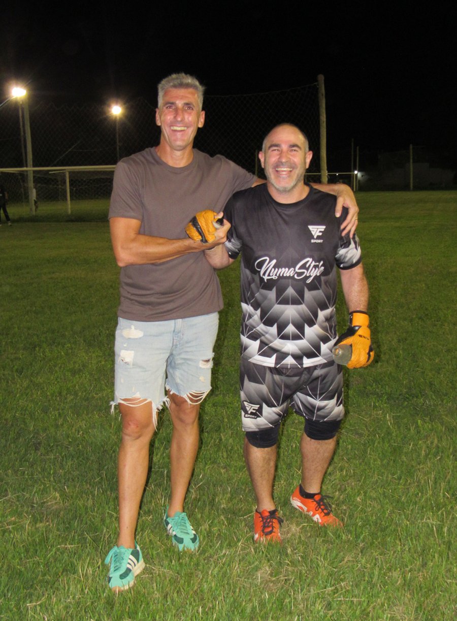 Esteban Fernández y Marcos Marton arqueros de NUNA