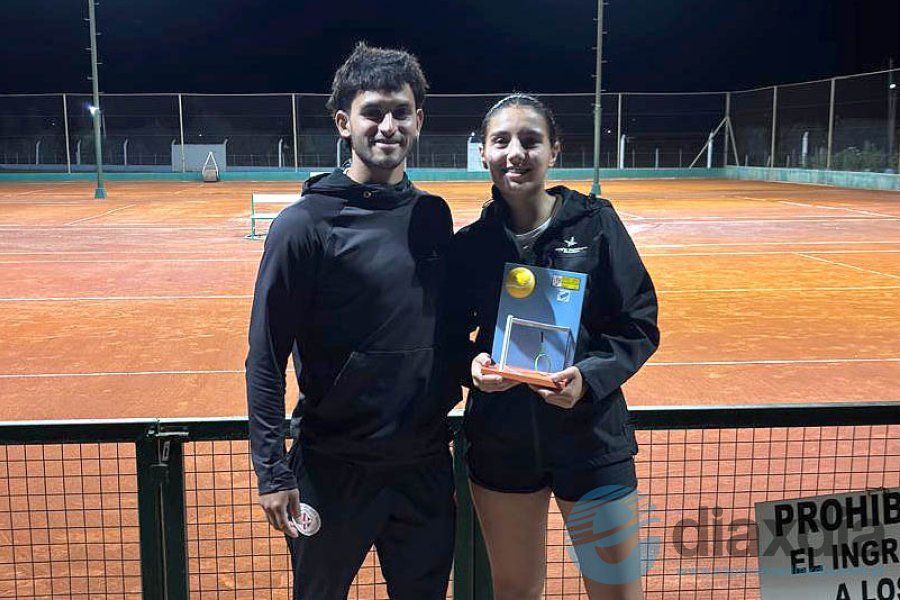 Julieta Abelvey en su premiación