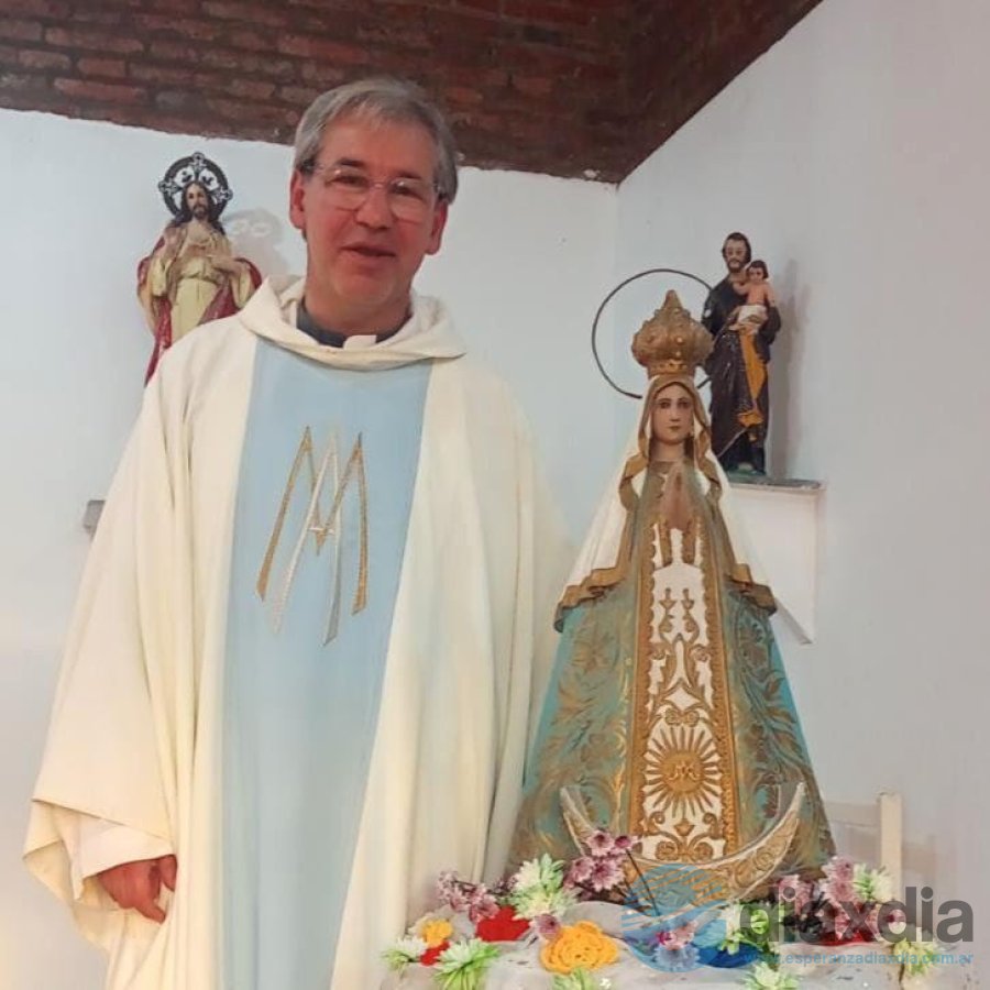 El padre Marcelo Blanche es el flamante párroco de la Basílica de Guadalupe de Santa Fe
