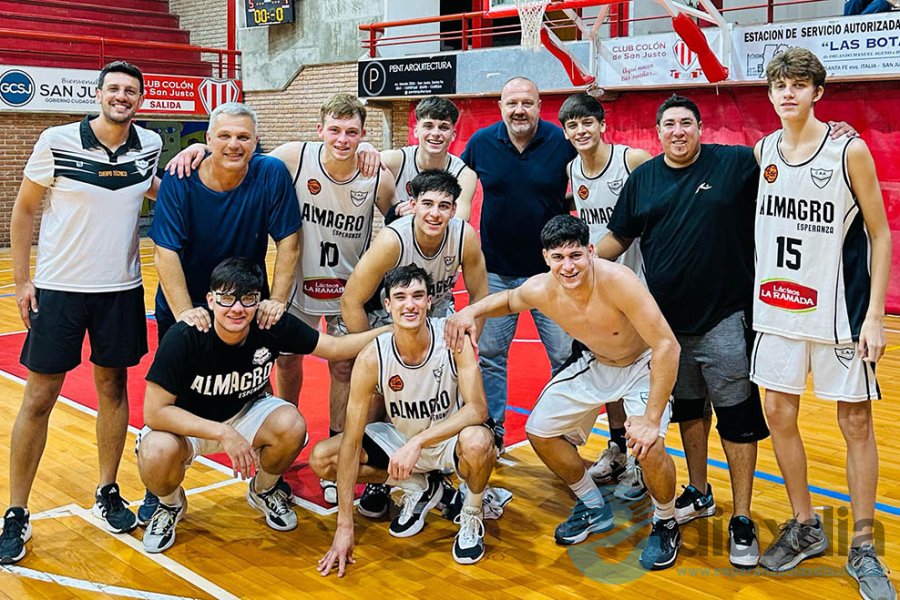 Los pibes de Almagro A en San Justo
