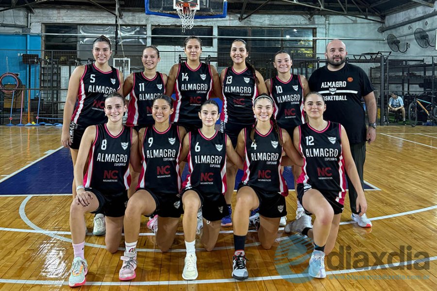 El plantel U21 de Almagro en su visita a Santa Fe
